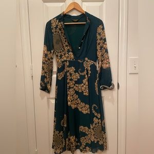 Button down dress with long sleeves